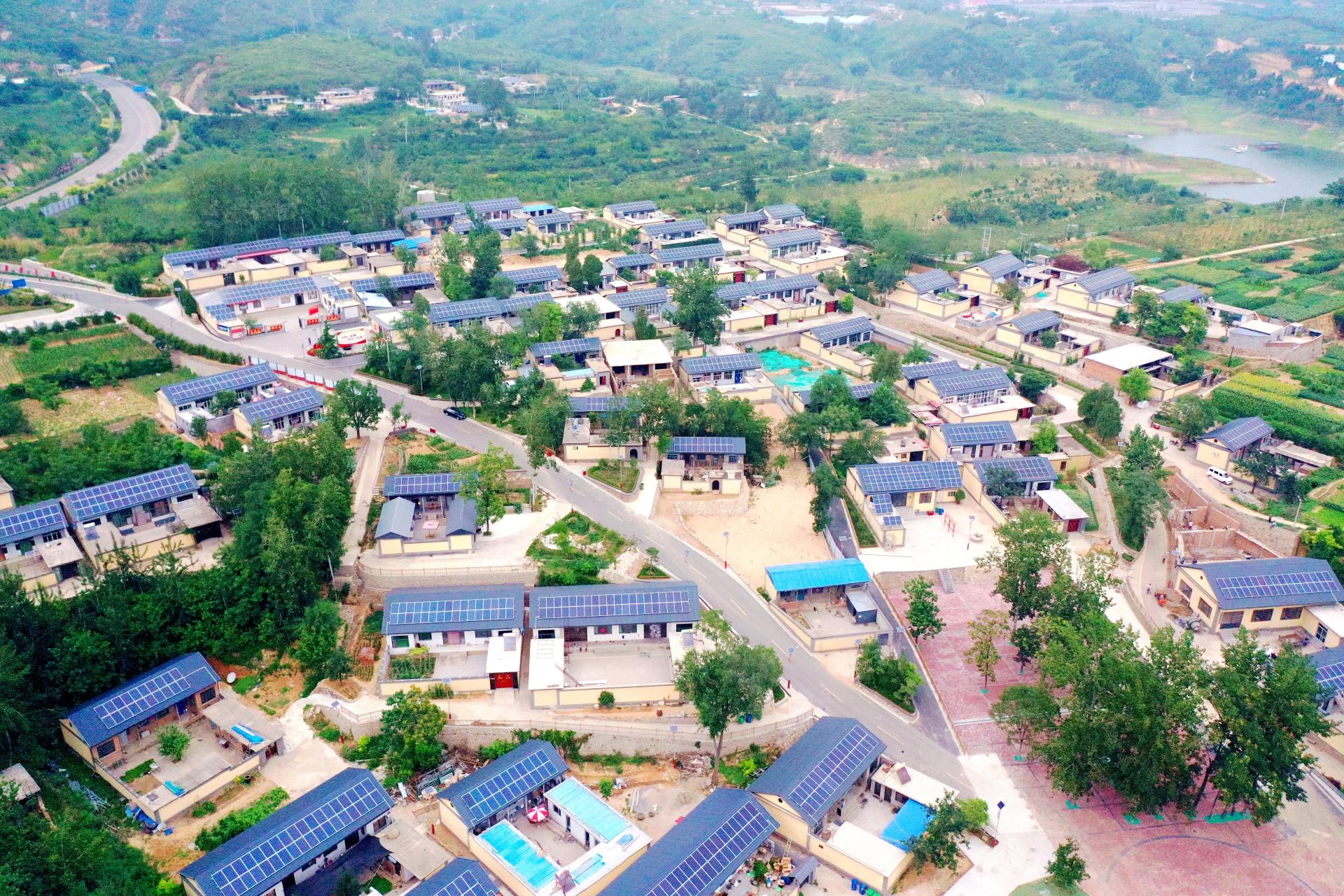 万象城awc888电气西柏坡北庄光伏示范工程